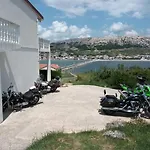 Verica Apartamento Pag Town