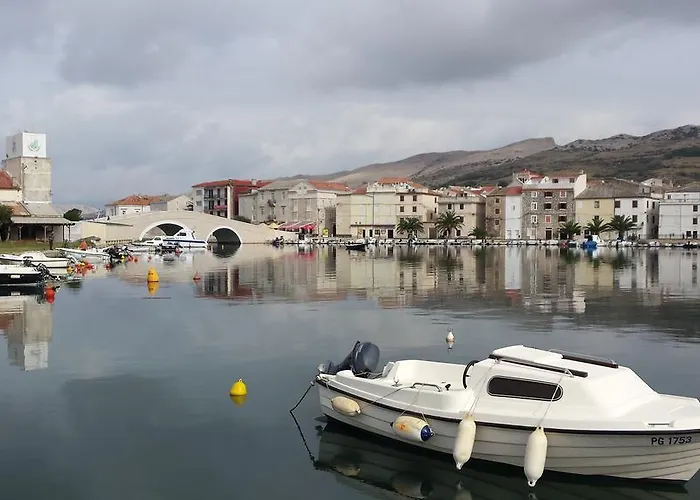 Verica Apartament Pag Town