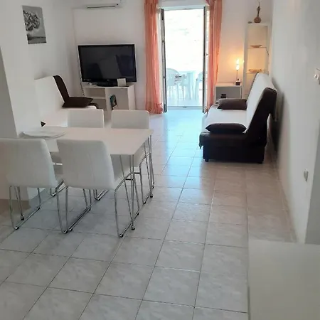 Apartamento Verica Pag Town