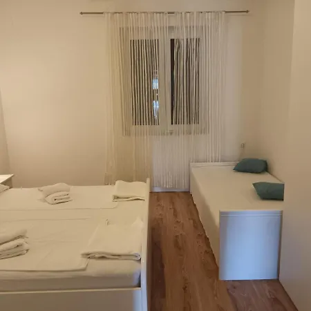 Apartment Verica Pag Town