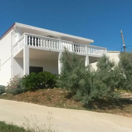Apartment Verica Pag Town